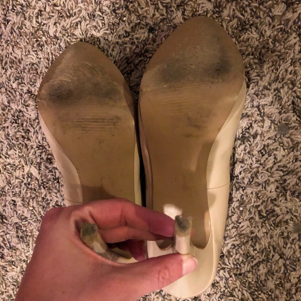 Nude Heels Size 7.5
